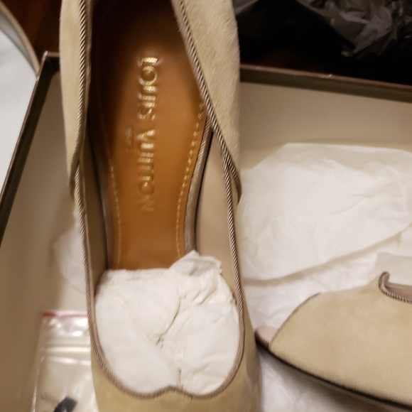 Louis Vuitton heels - Picture 4 of 4